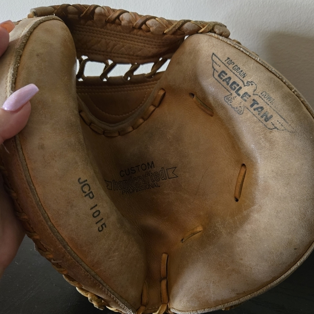 Vintage JC Penney Catchers Mit 1015